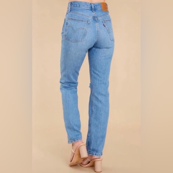 Levi's® Premium 501® ORIGINAL FIT WOMEN'S JEAN - Picture 2 of 4